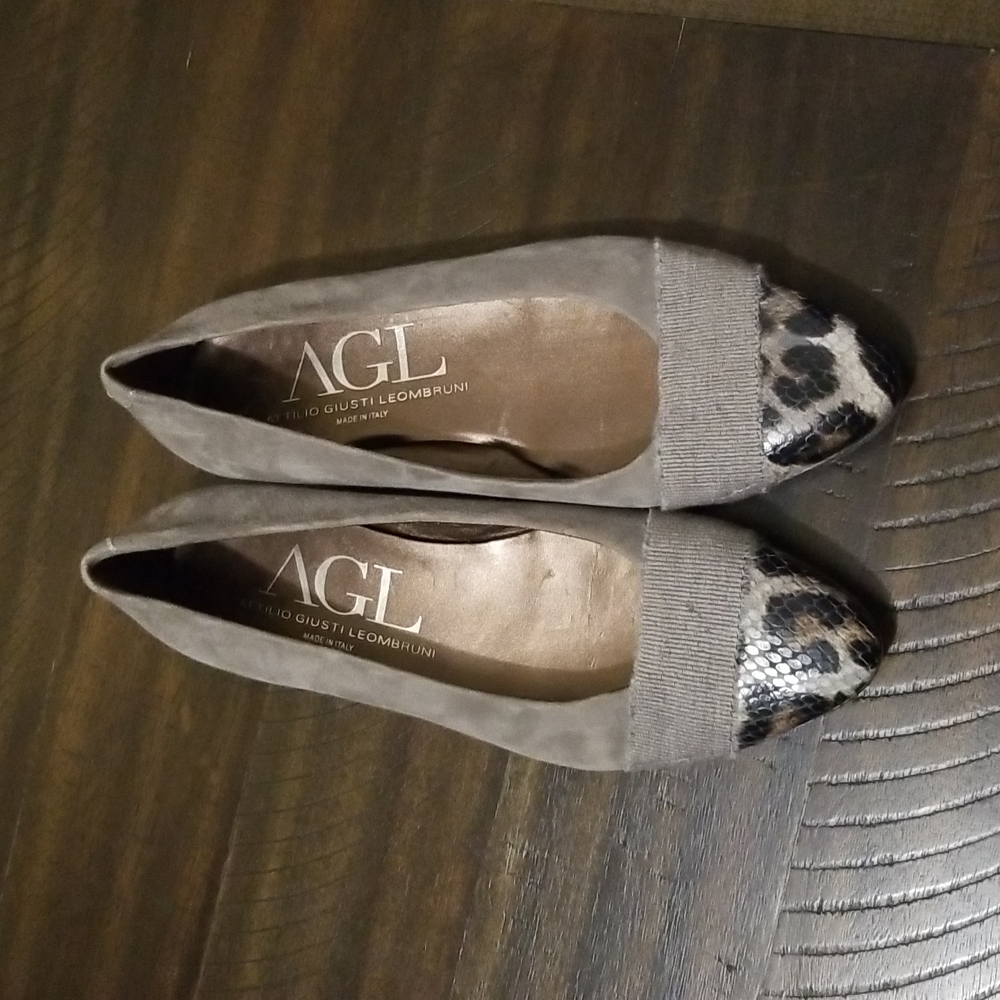 AGL flat shoes size 8